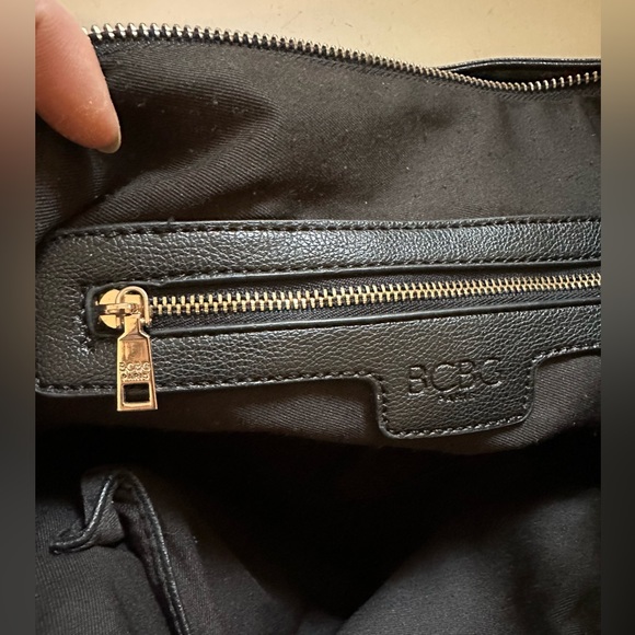 BCBG•Tote+Crossbody (set of 2) - Picture 14 of 16